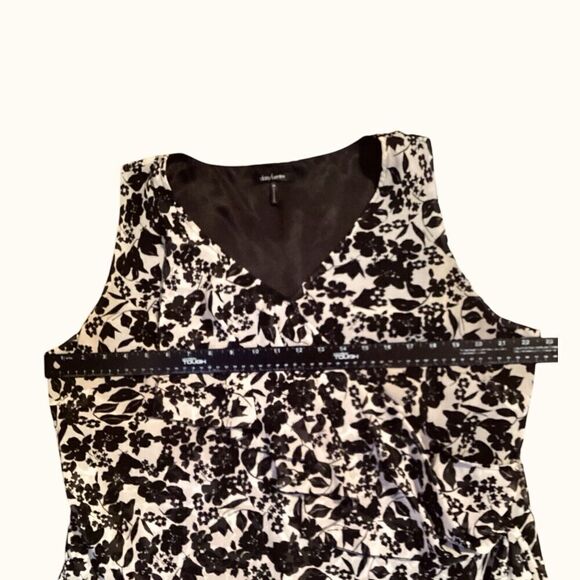 daisy fuentes Women’s Sleeveless Ruffled Top Black Cream Lined Blouse Size 1X - Picture 3 of 5